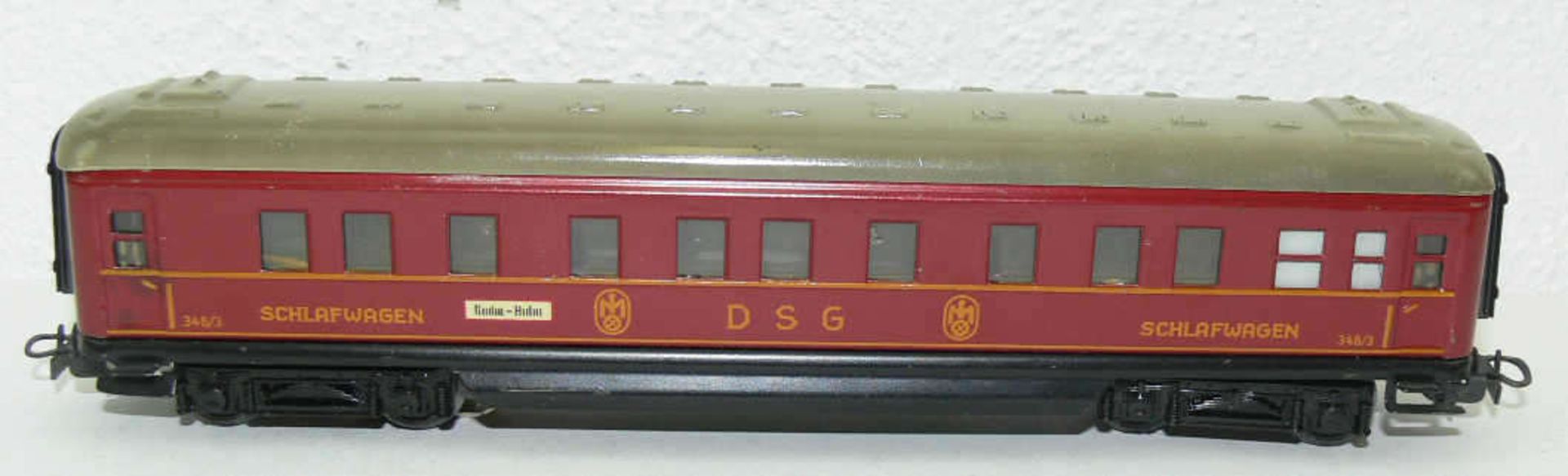 Märklin H0, 346/3, Schürzenwagen Schlafwagen der DSG, 50er Jahre, mit Beleuchtung. Mit leichten