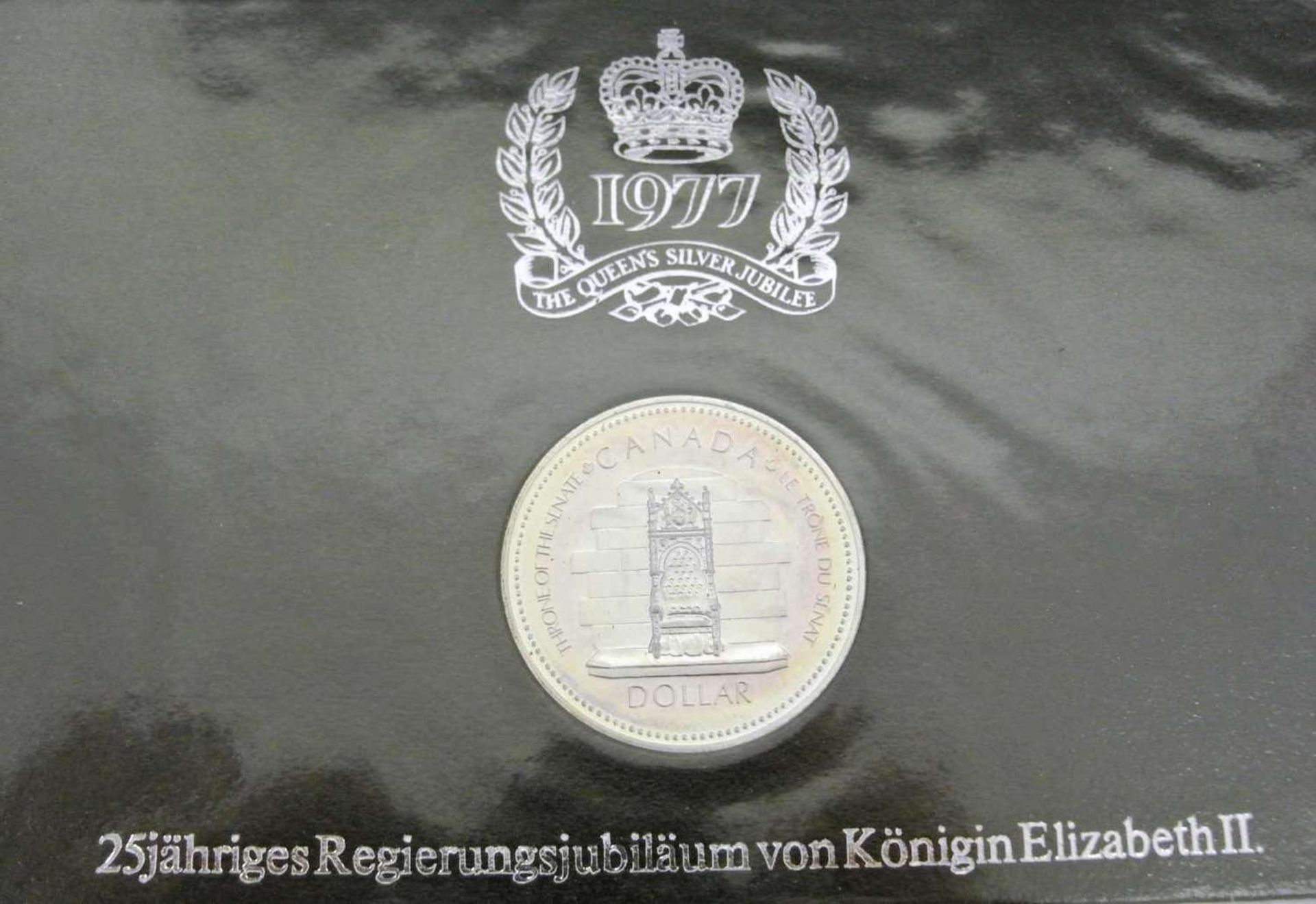 Lot Münzen 1977, 25jähriges Regierungsjubiläum von Königin Elisabeth II., dabei 1x1 Dollar Kanada - Bild 2 aus 5
