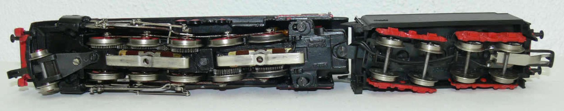 Märklin Dampflokomotive mit Schlepptender BR 44. BN 44 690. Guss. Ohne OVP. Sehr guter Zustand. - Bild 2 aus 2