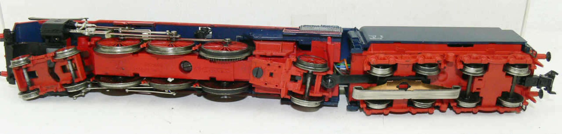 Märklin H0 Dampflokomotive mit Schlepptender BR 03. BN 03 1022. Digital. Mit Raucherzeuger. Blau. - Bild 2 aus 2