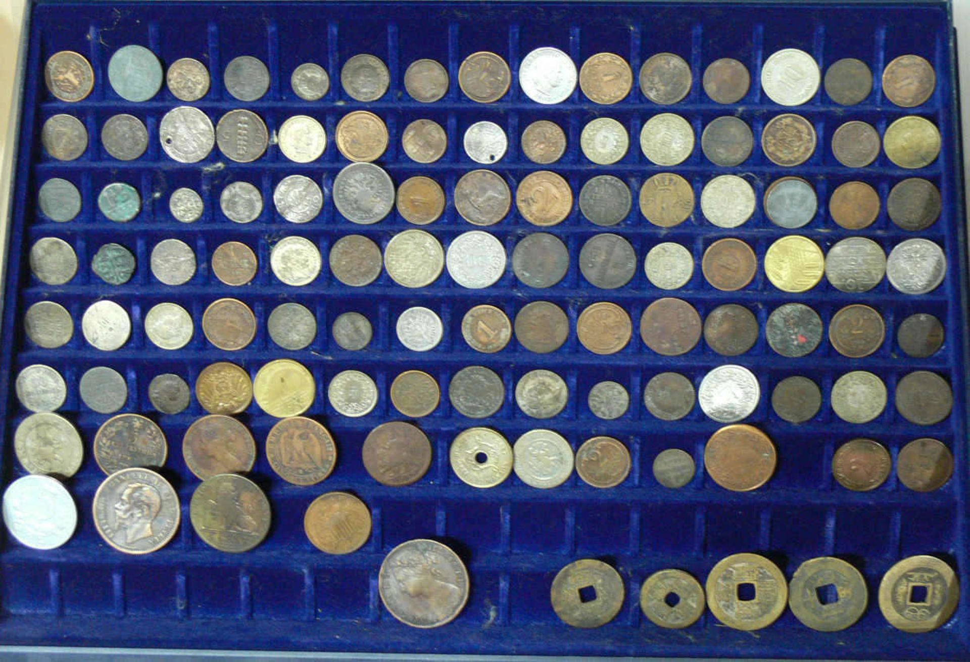 Großes Lot alte Münzen aus aller Welt aus dem 17. bis 19. Jahrhundert. Über 100 Stück. Darunter u. - Image 6 of 6