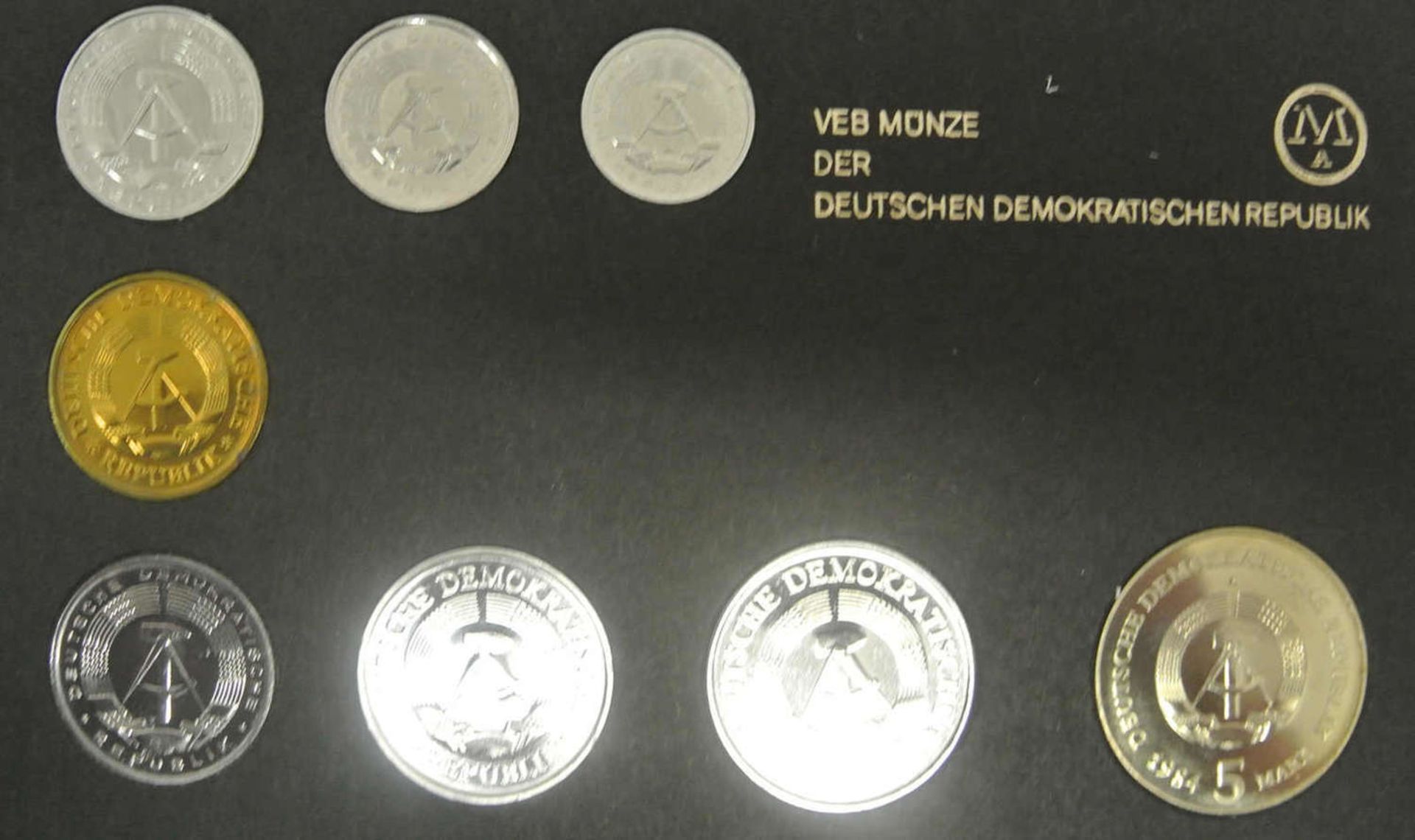 DDR Kursmünzsatz 1984, Stempelglanz, im Original Blister - Bild 2 aus 2
