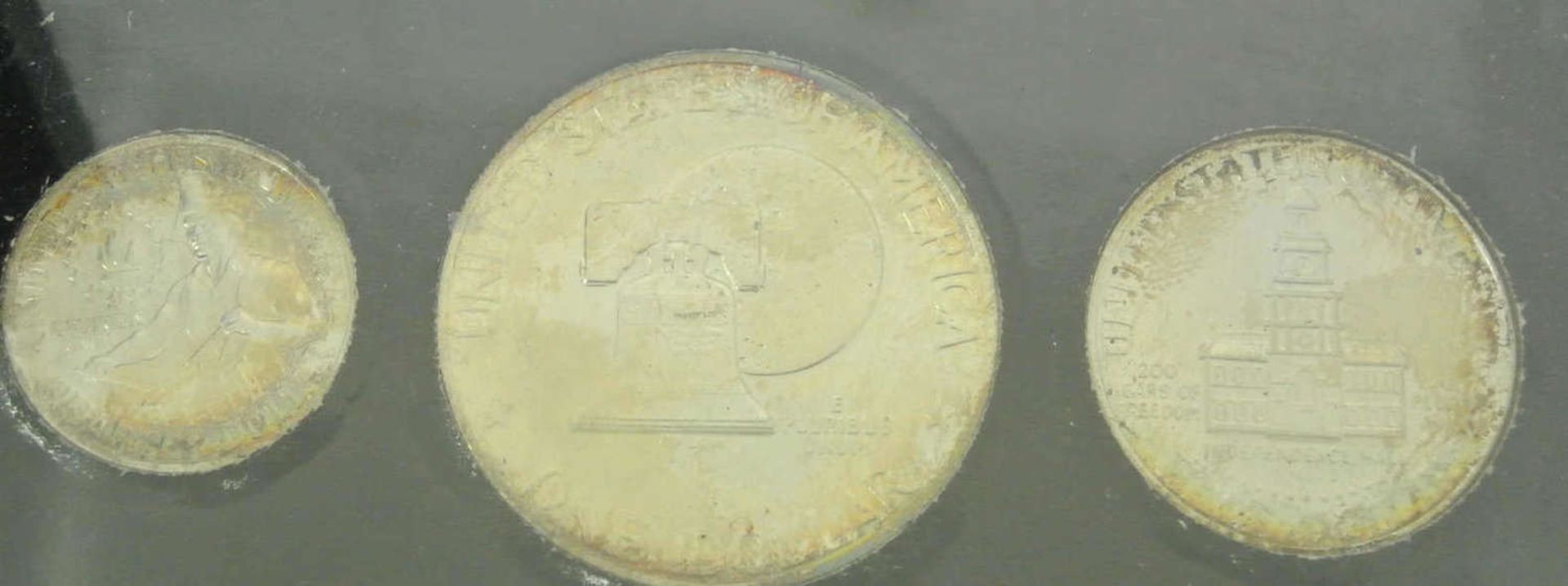1 Kanada Dollar 1997, Spiegelglanz, sowie 1x USA Bicentennial Coinage Set 1976 - Bild 2 aus 3