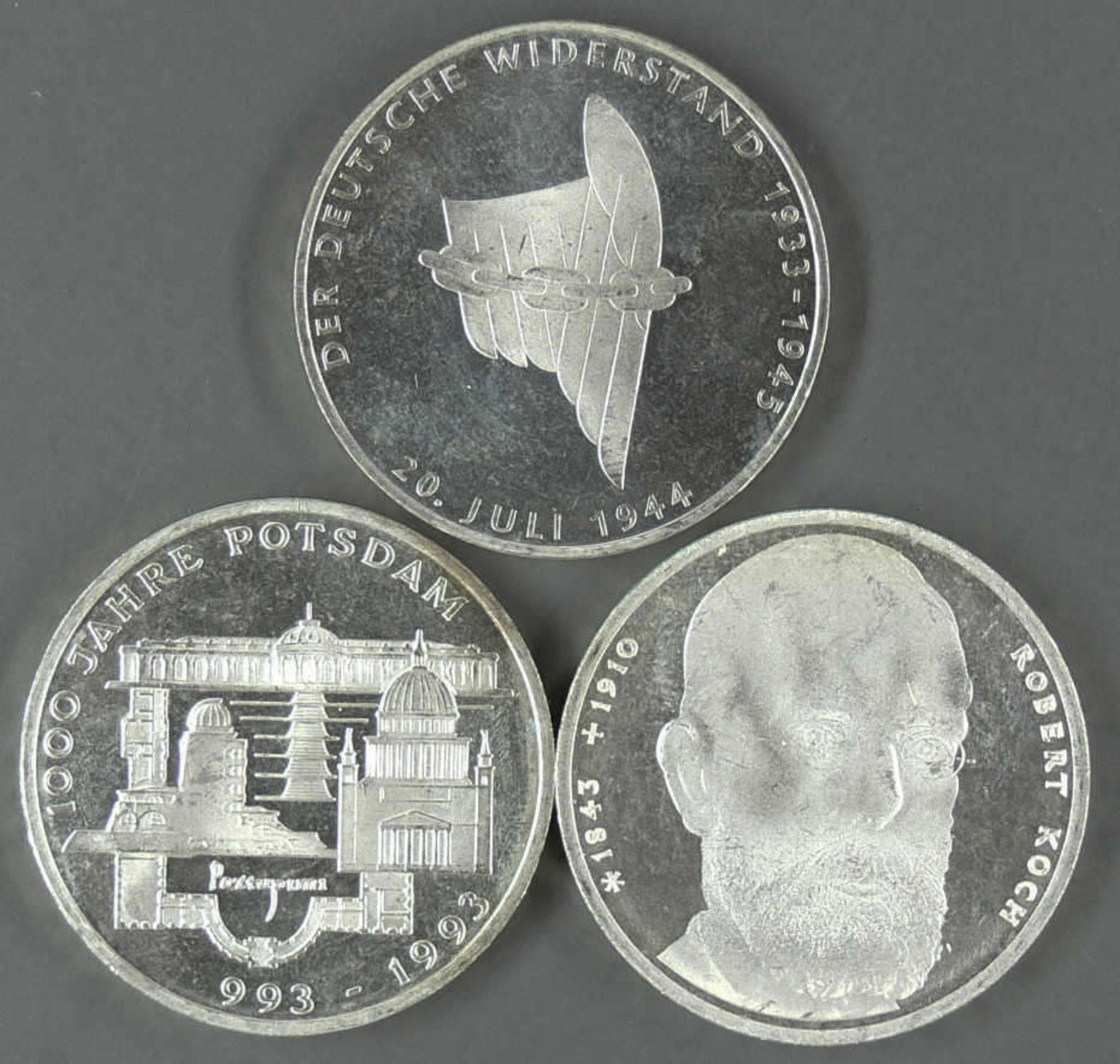 BRD, Lot 10.- DM - Silbermünzen, bestehend aus: 1993 "Robert Koch", 1993 "1000 Jahre Potsdam",
