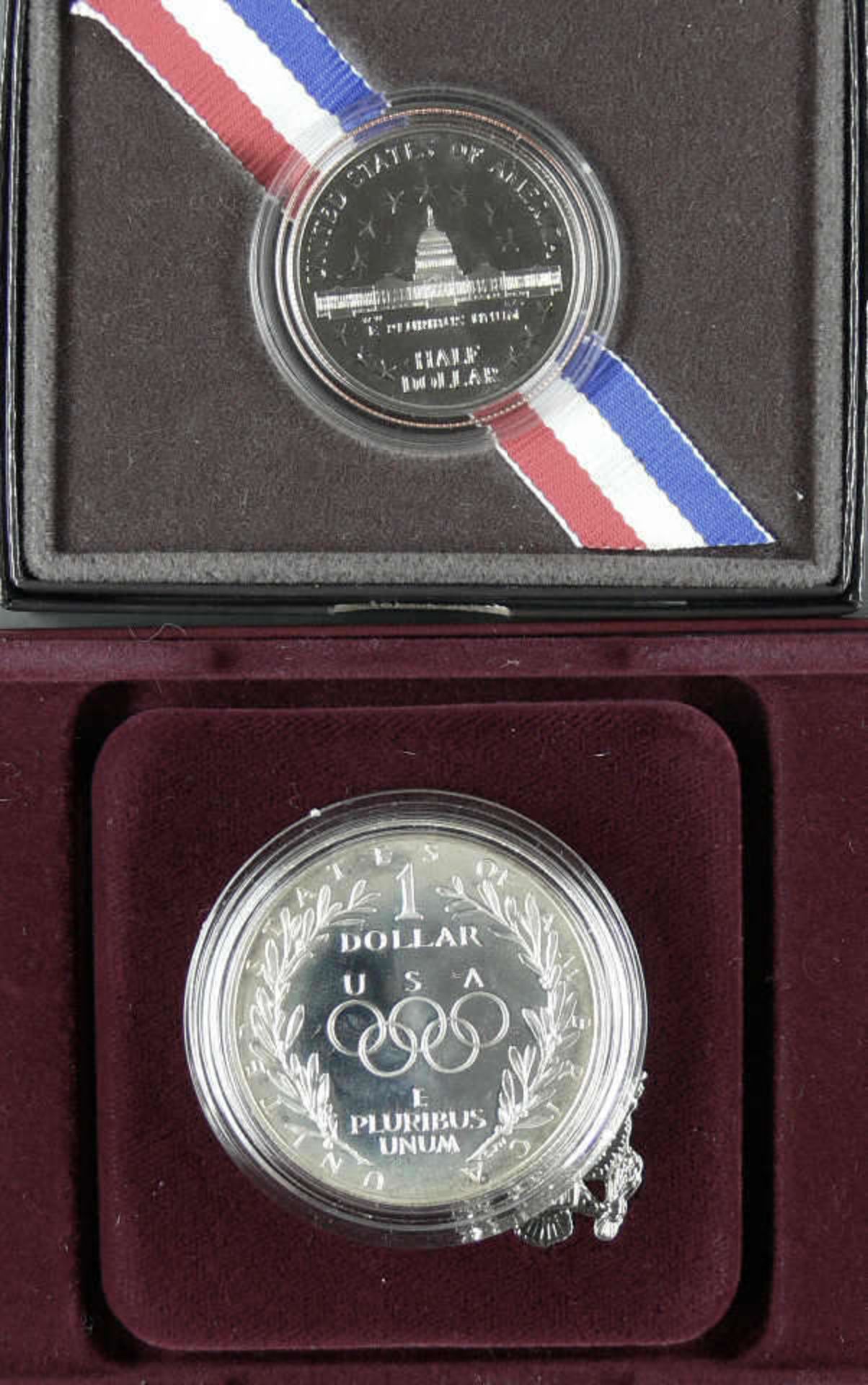 USA zwei Münzen: 1. 1988 1 Dollar - Silbermünze "Olympische Fackel". 2. 1989 half Dollar - Bild 2 aus 2