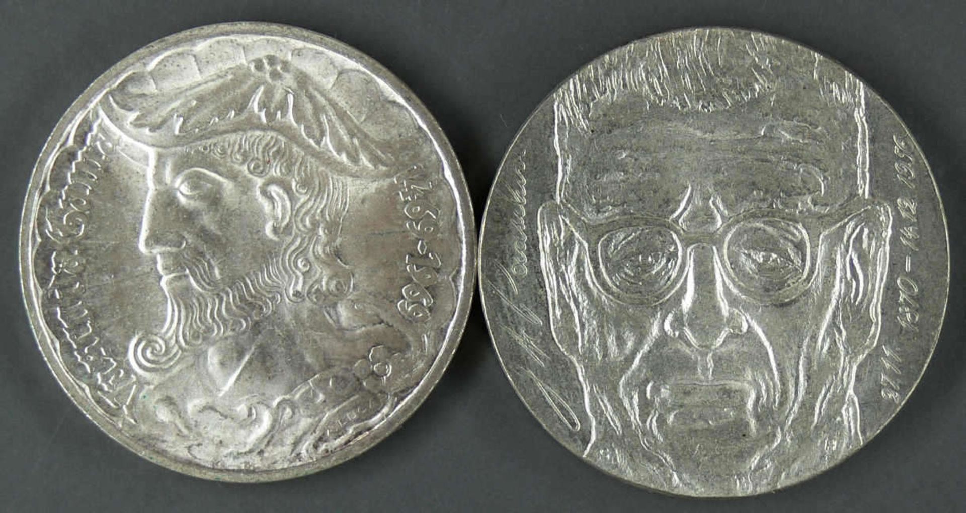 Zwei Silbermünzen: 1 x Finnland 1970 10 Mark "Juho Kusti Paasikivi", Gewicht: ca. 22,7 g und 1 x