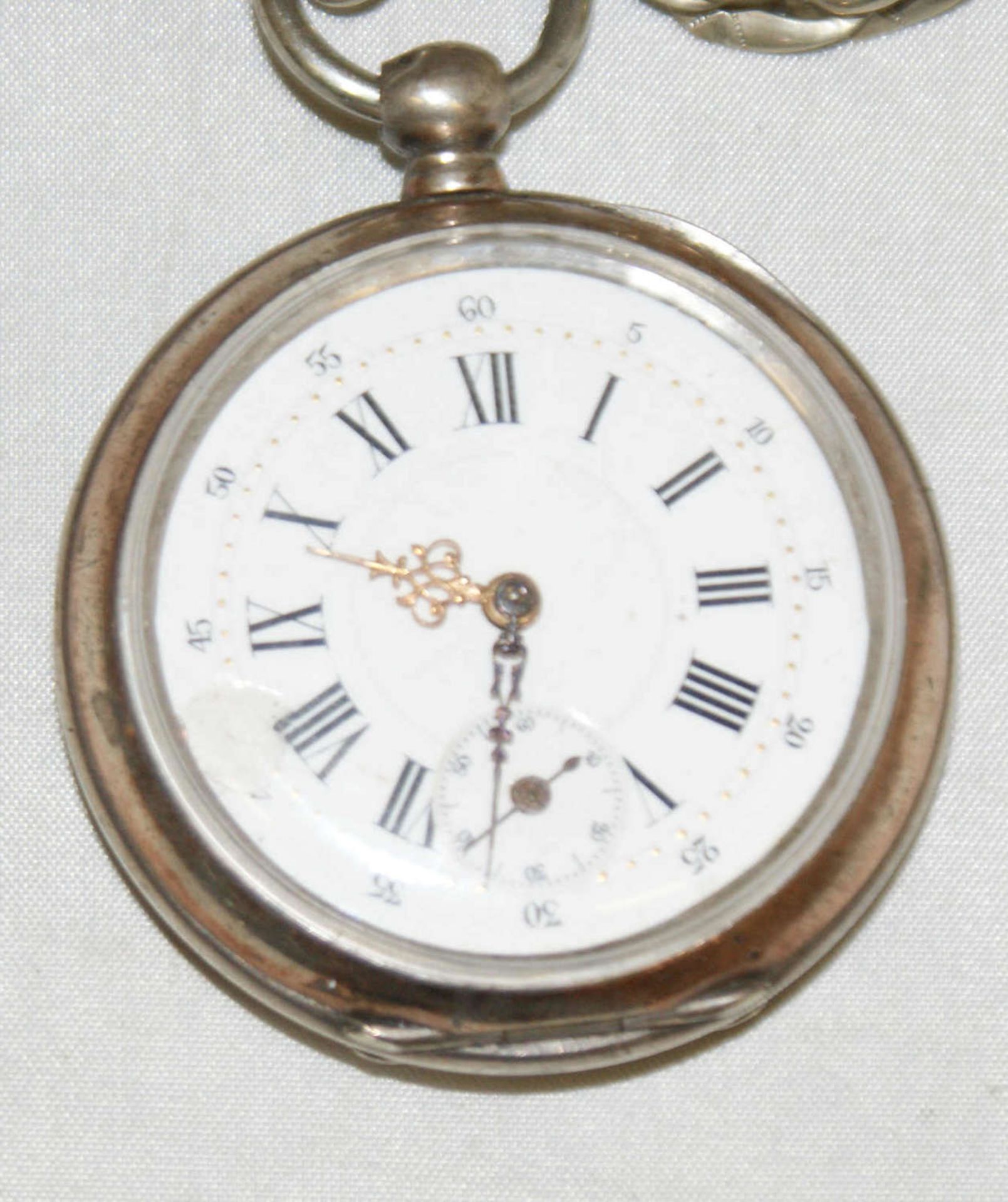 Taschenuhr mit Kette und Schüssel, 800er Silber, im Sturz. Schlüsselaufzug, Funktion geprüft. - Bild 3 aus 3