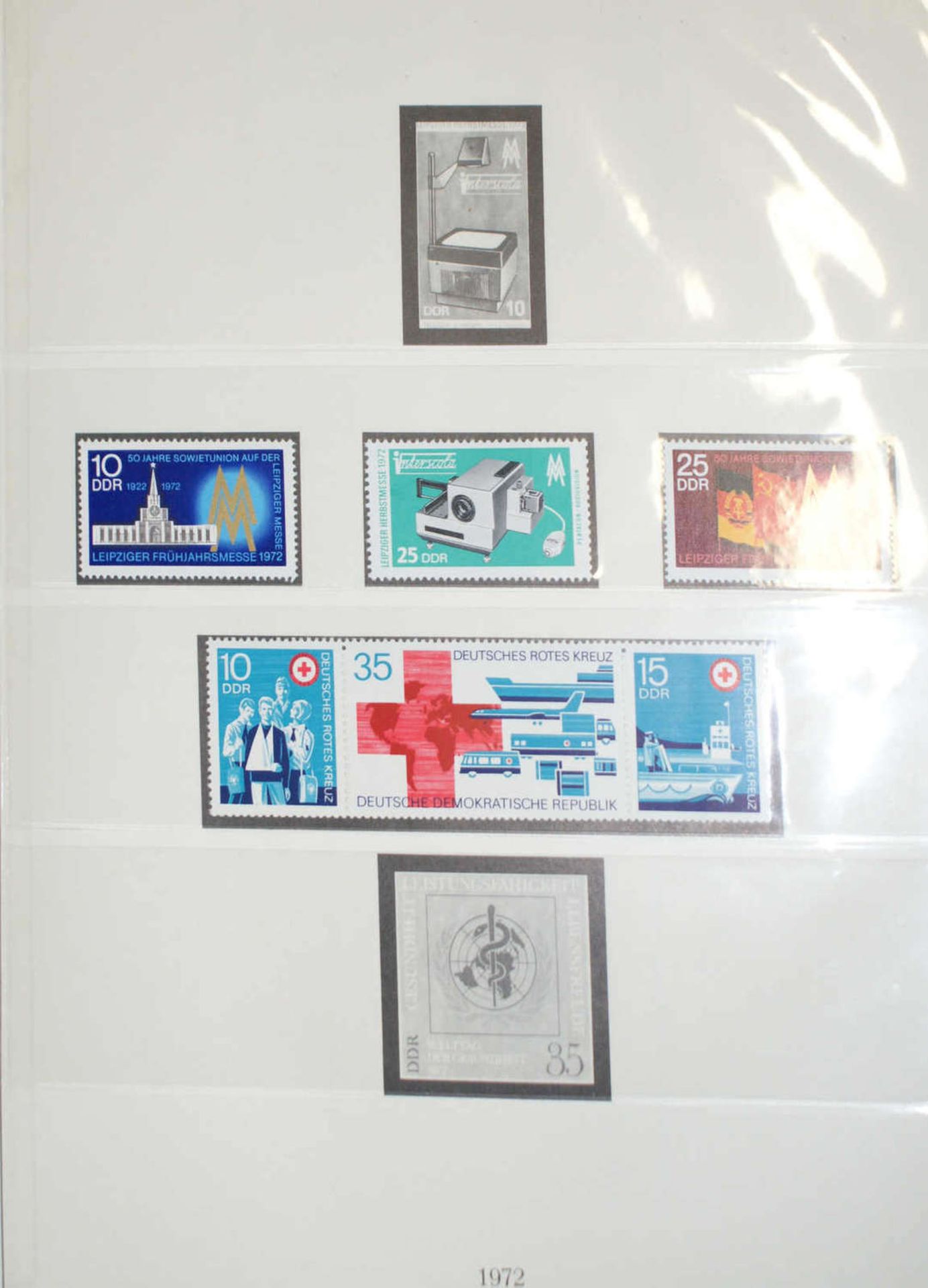 2 Alben DDR, postfrische Sammlung von 1961-1979, mit Lücken, im Lindner Vordruckalben. - Bild 3 aus 3