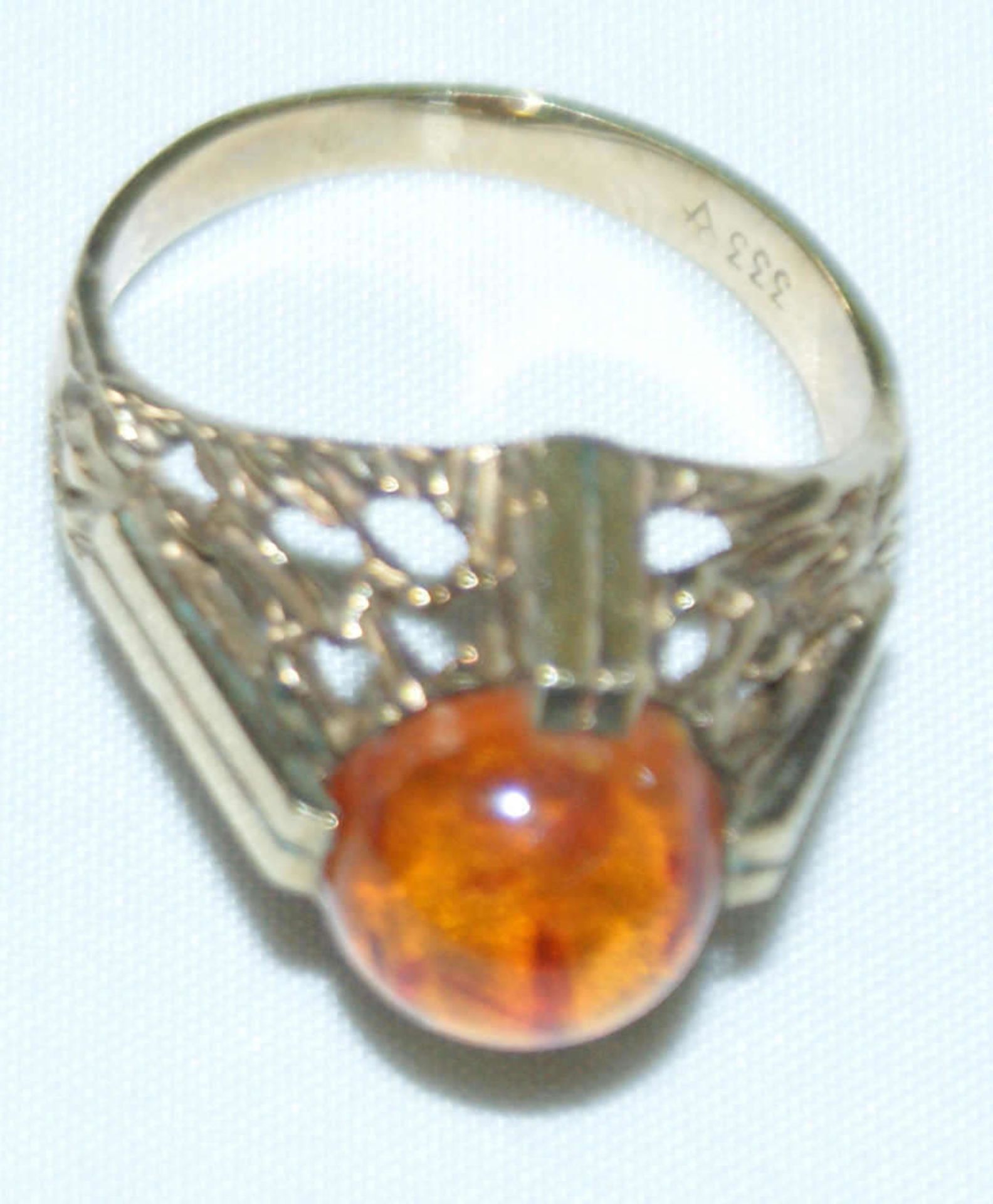 Damenring, 333er Gelbgold, besetzt mit 1 Bernstein, Ringgröße 48, Gewicht ca. 3 g