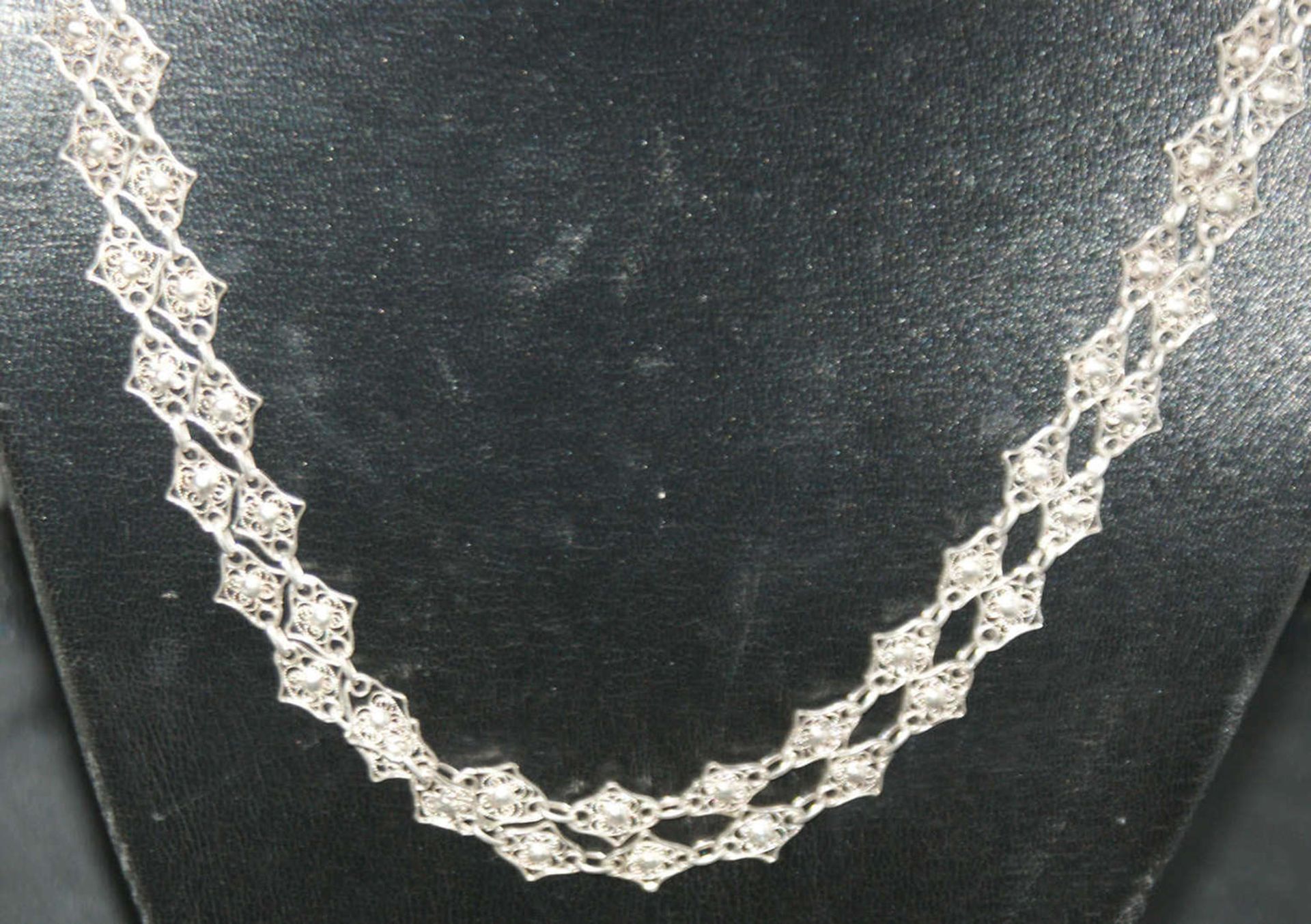 Trachtenkette, Silber, 3-reihig, tolle Optik. Gewicht ca. 40,4 gr. - Bild 2 aus 3