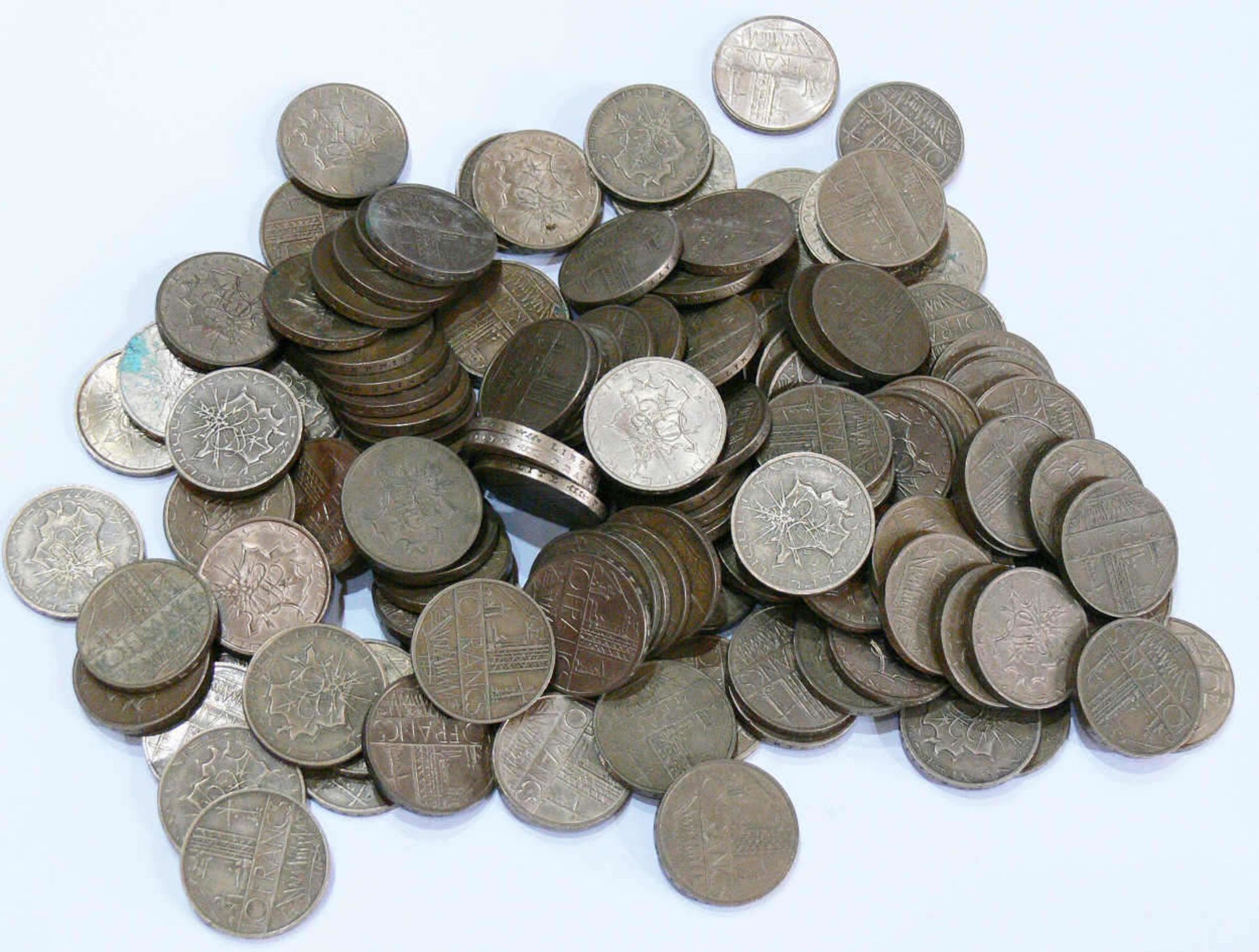Frankreich, Lot 10.- Francs - Münzen, 135 Stück. Bitte besichtigen. France, Lot 10.- Francs - Coins,