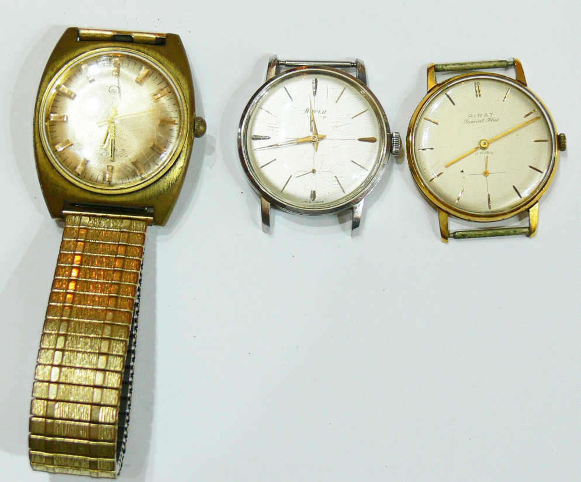Lot Herren - Armbanduhren. Alle Uhren laufen an. Bitte besichtigen. Lot Men 's Wrist Watches. All