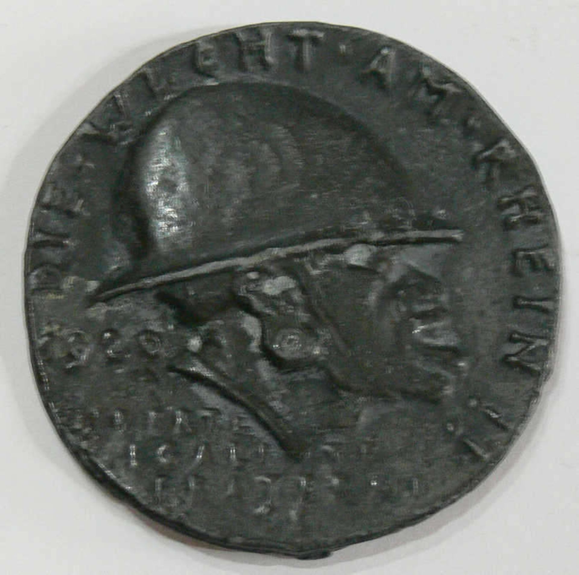 Medaille 1920 von Karl Götz "Die Wacht am Rhein". Rückseite: "Die schwarze Schande". Bronzeguss.
