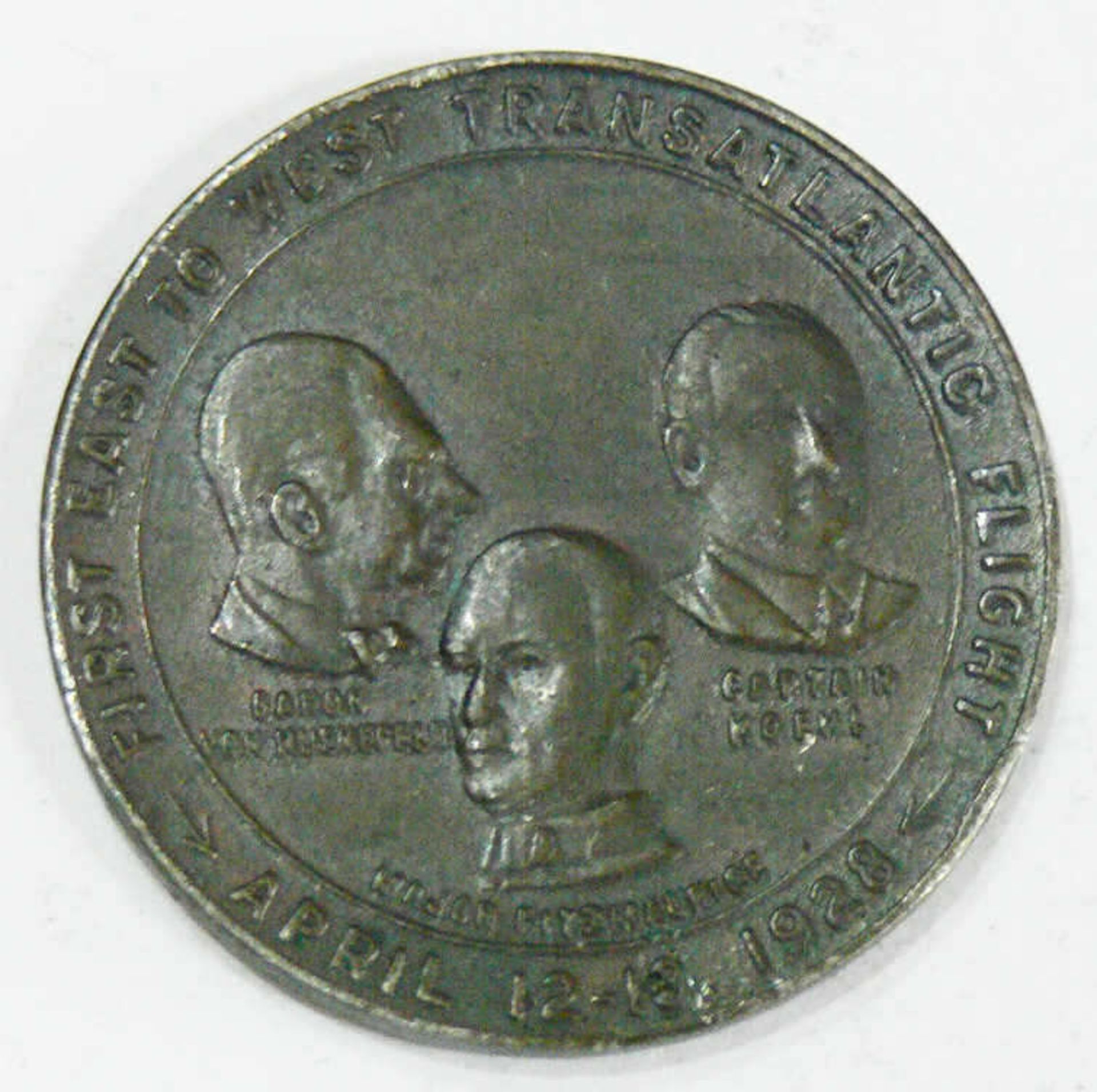 Luftfahrt - Medaille, erster Ost-West - Transatlantik - Flug der Bremen. Durchmesser: ca. 32 mm.