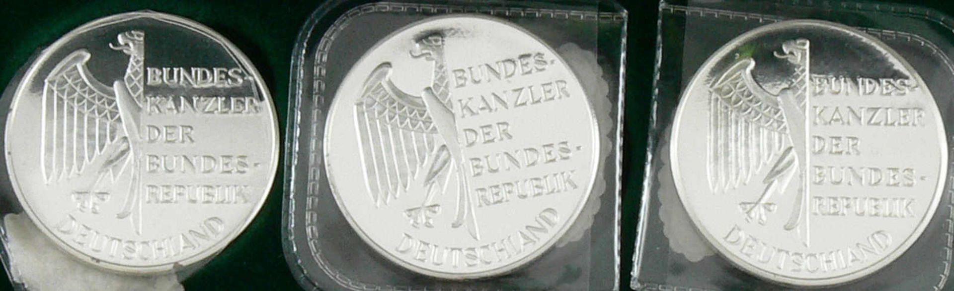 Set Silber - Medaillen "Bundeskanzler der Bundesrepublik Deutschland".Konrad Adenauer, Ludwig Erhard - Bild 2 aus 2