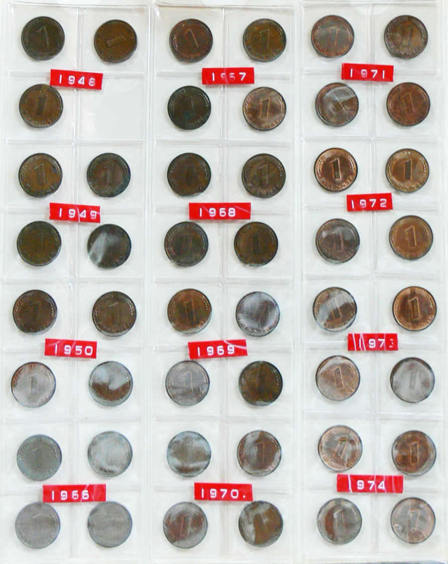 Deutschland ab 1948, Sammlung Kleinmünzen, 1, 2, 5 und 10 Pfennige. Ab 1948. Im Münzalbum. Bitte - Bild 6 aus 8