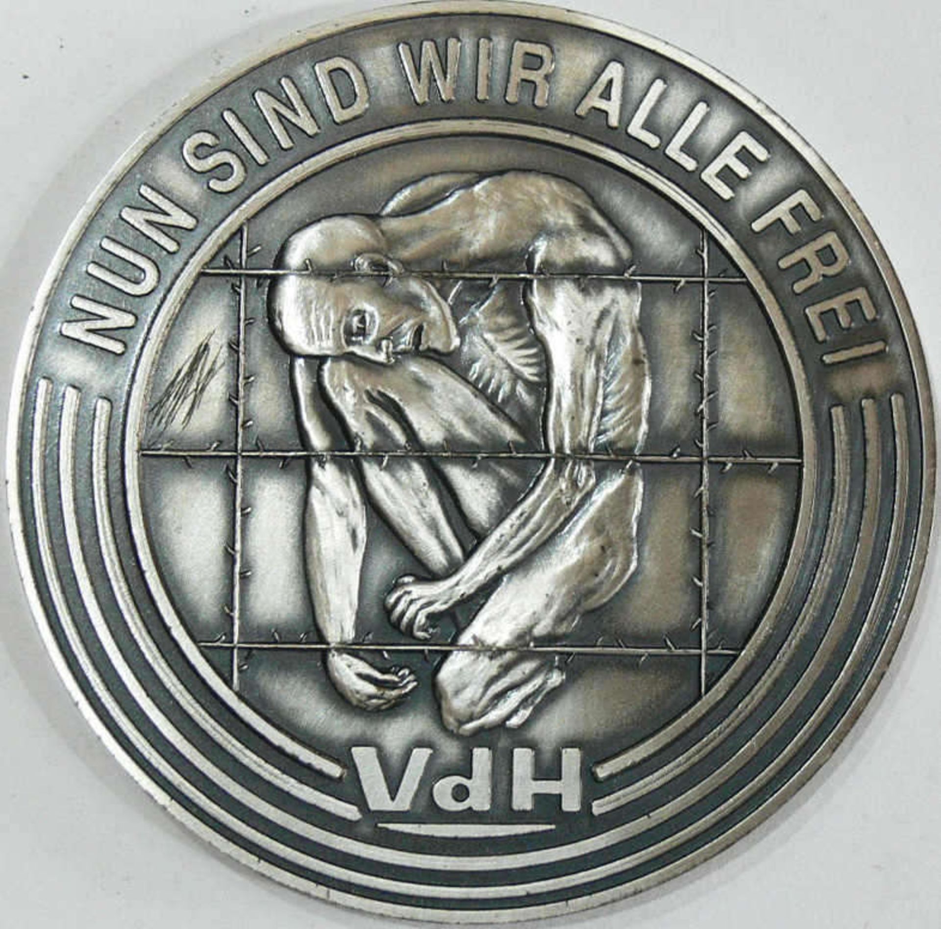 VdH - Medaille zur Erinnerung an die 40-Jahrfeier im Reichstag 1990. Metall. Durchmesser: ca. 80