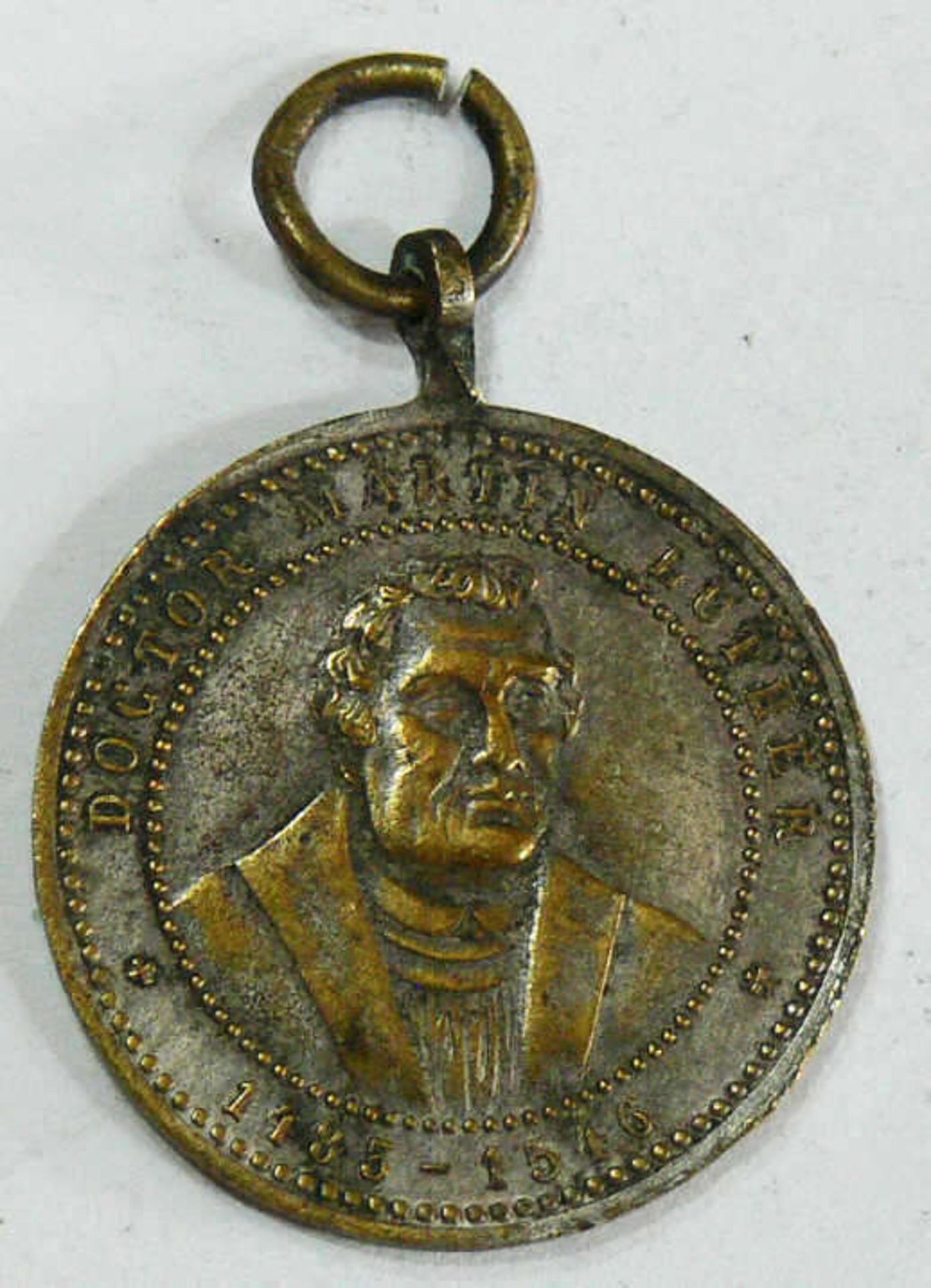 Medaille zum 400 jährigen Geburtstag von Dr. Martin Luther 1883. Mit Öse.
