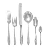 An American Silver Flatware Service, Reed & Barton, Taunton, MA, comprising: 6 dinner knives 6