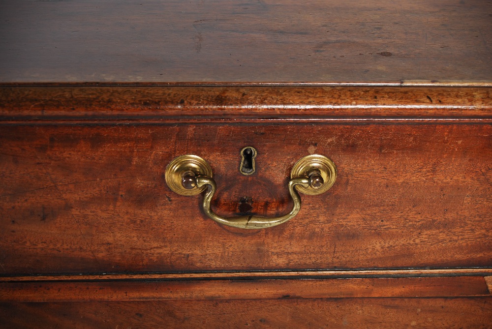 A George III mahogany chest, the rectangular top with a moulded edge, above two short and three long - Image 4 of 4