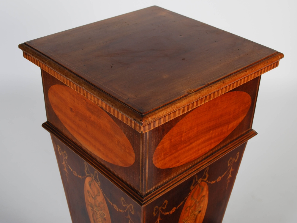 A near pair of Edwardian mahogany and marquetry inlaid pedestals, the square tops above oval - Image 3 of 5