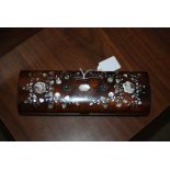 A 19TH CENTURY ROSEWOOD AND MOTHER OF PEARL INLAID RECTANGULAR BOX