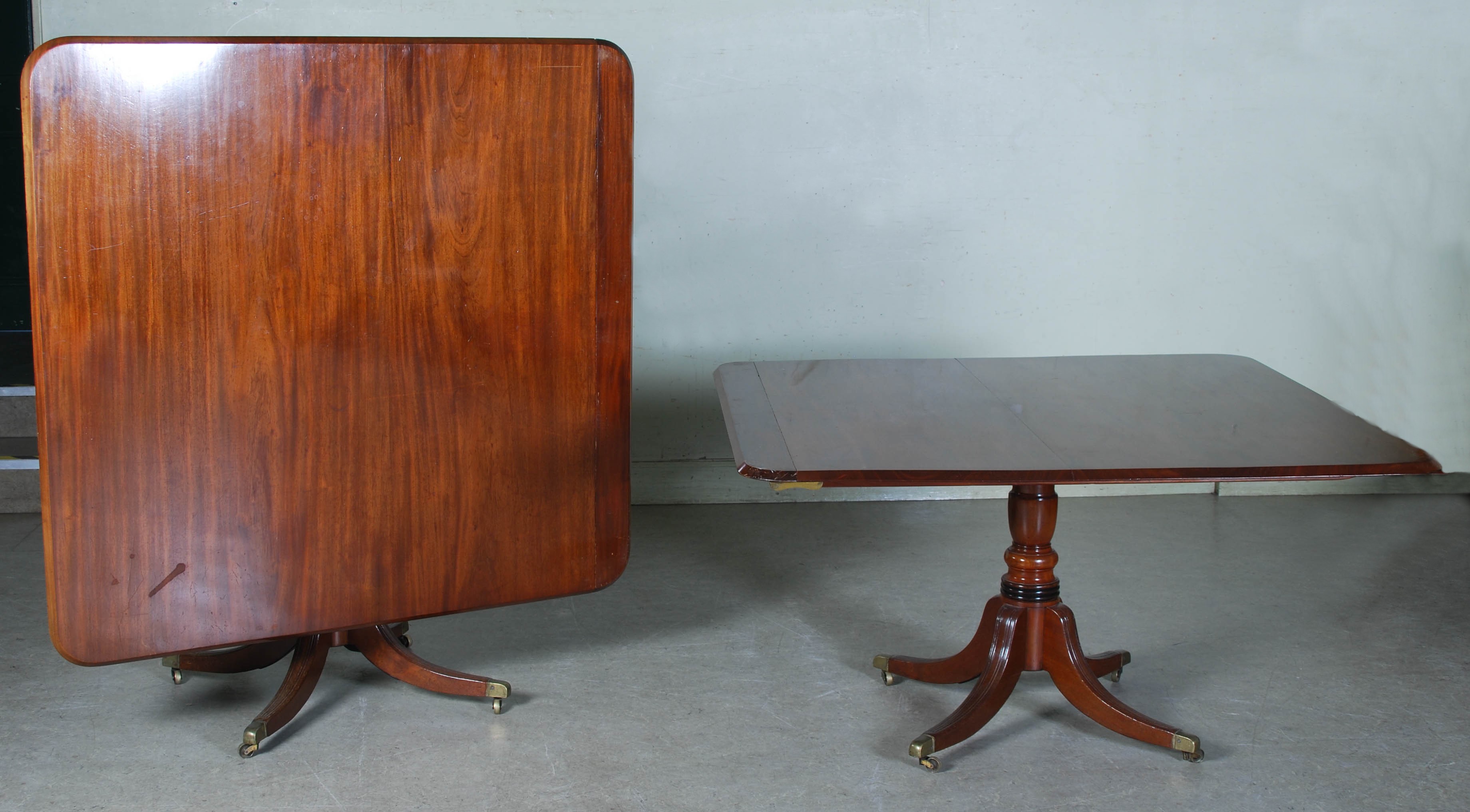 A 19th century mahogany twin pedestal dining table converting to two square snap top pedestal tables - Image 2 of 12