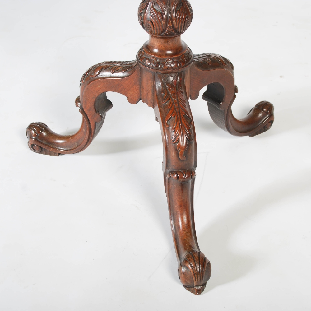 A George III style mahogany tripod occasional table, the circular top with pie crust edge, raised on - Image 3 of 4