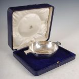 A George V silver presentation quaich, Birmingham, 1924, makers mark of Adie Brothers, inscribed '