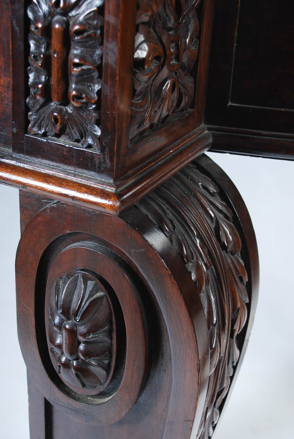 An impressive William IV mahogany serving table, the shaped rectangular top above two blind frieze - Image 13 of 18