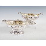 WITHDRAWN - A pair of George III silver footed bowls, London, 1787, makers mark rubbed