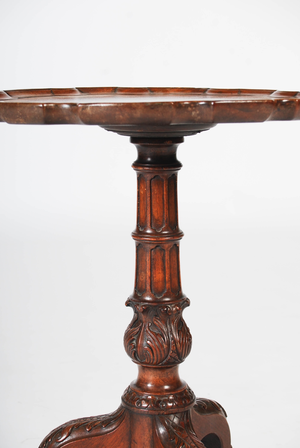 A George III style mahogany tripod occasional table, the circular top with pie crust edge, raised on - Image 4 of 4