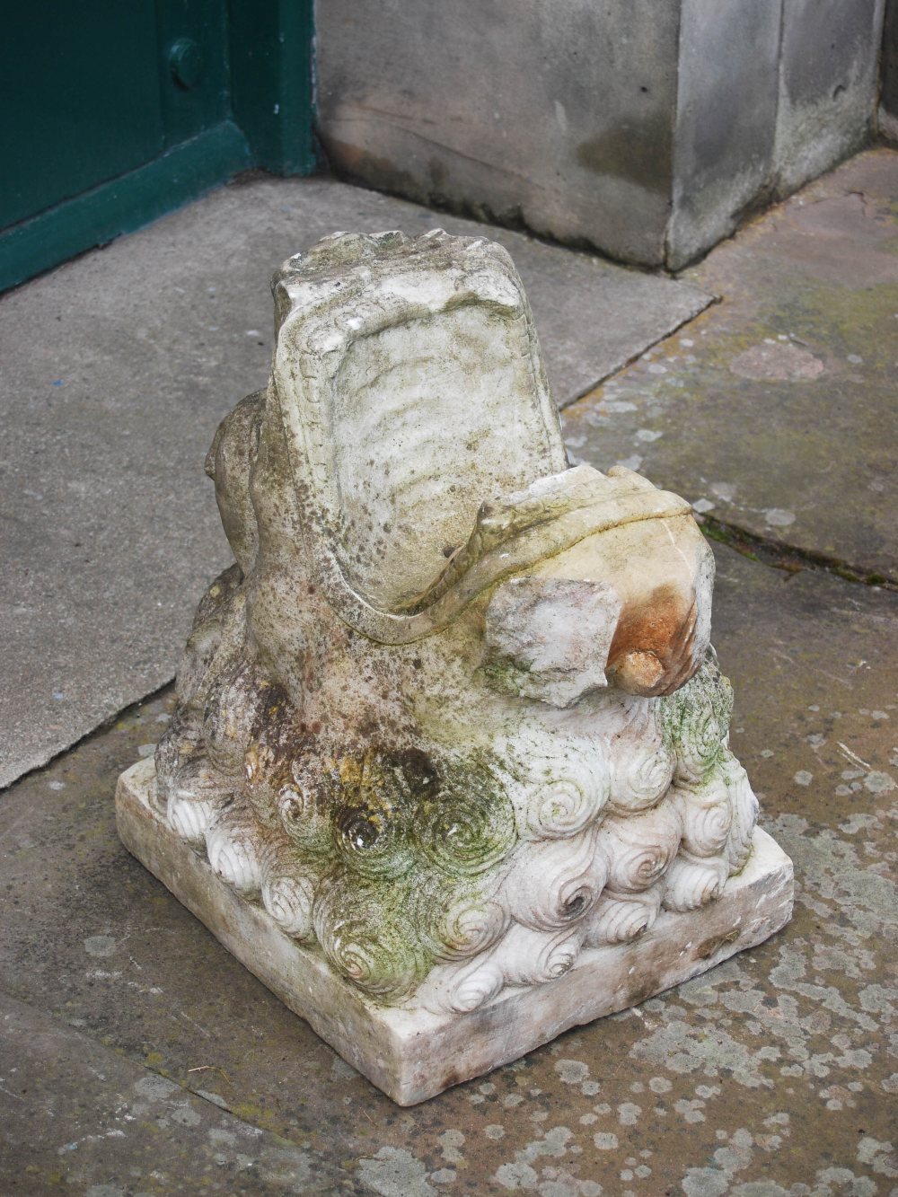 A Chinese marble fountain head carved in the form of a dragon with open mouth, on square plinth, - Image 3 of 4