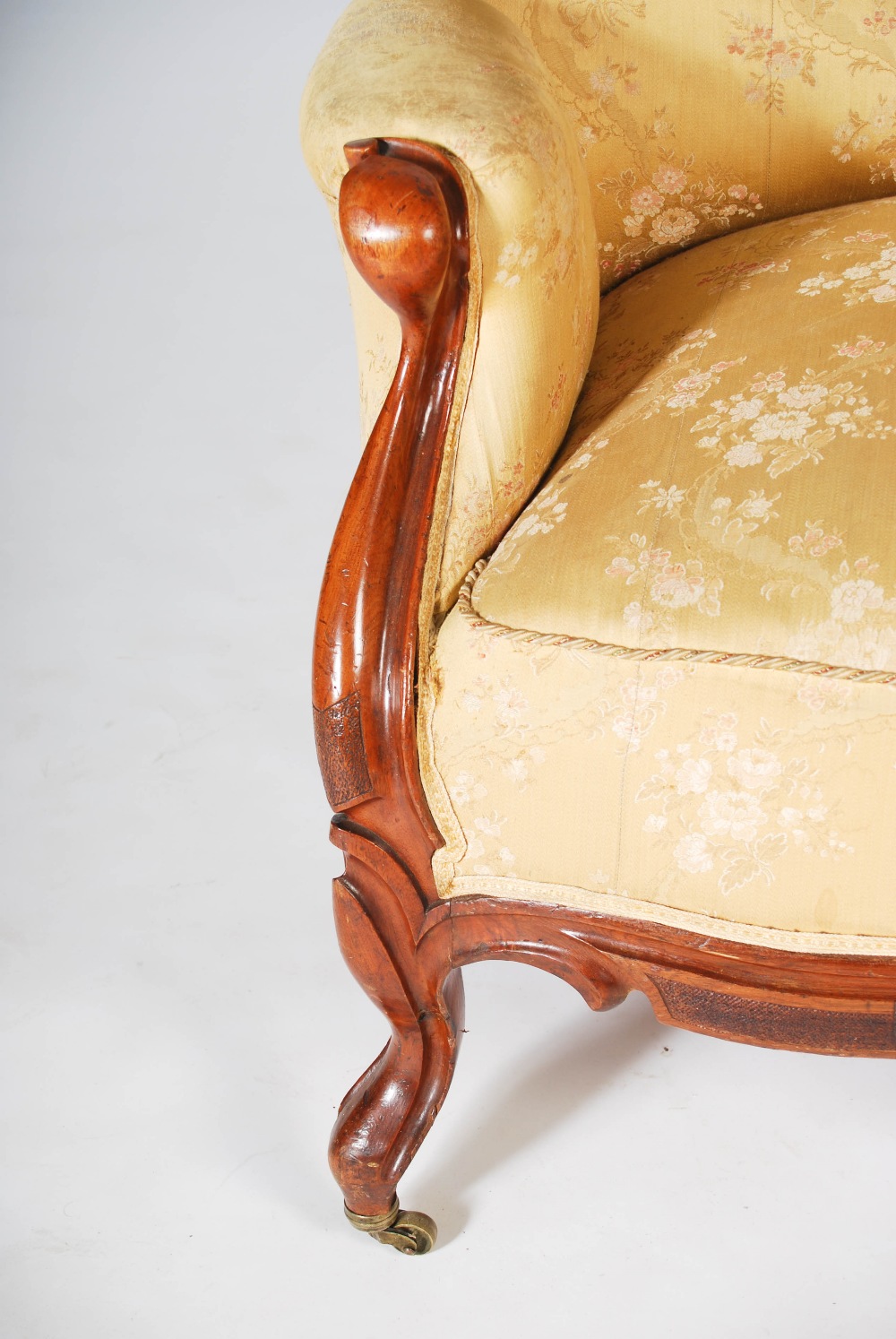 A Victorian mahogany sofa, the top rail carved and pierced with flowers and foliage above a back - Image 4 of 6