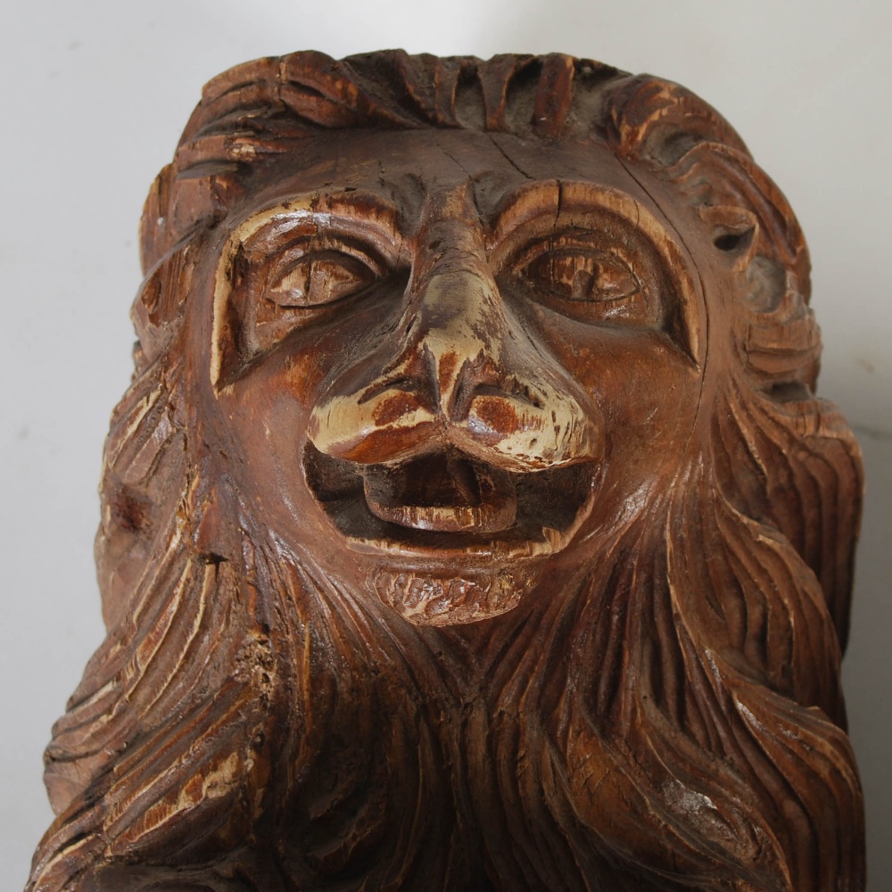 A pair of late 19th century carved pine brackets, carved with lions supporting shields carved with - Image 3 of 7