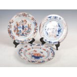 Three assorted Chinese porcelain Imari plates, Qing Dynasty, to include one decorated with scroll