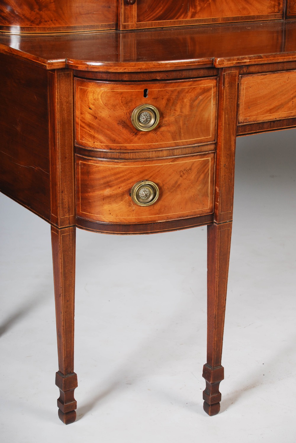 A Scottish George III mahogany and boxwood lined sideboard, the stage back with two sliding doors on - Image 2 of 6