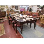 Victorian mahogany extending dining table with 3 leaves