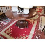 Victorian mahogany pedestal dining table