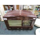 Vintage Cossor Bakelite radio in working order