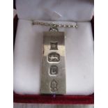 Large silver ingot on silver chain - Approx 36g