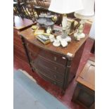 Small mahogany chest of 4 drawers