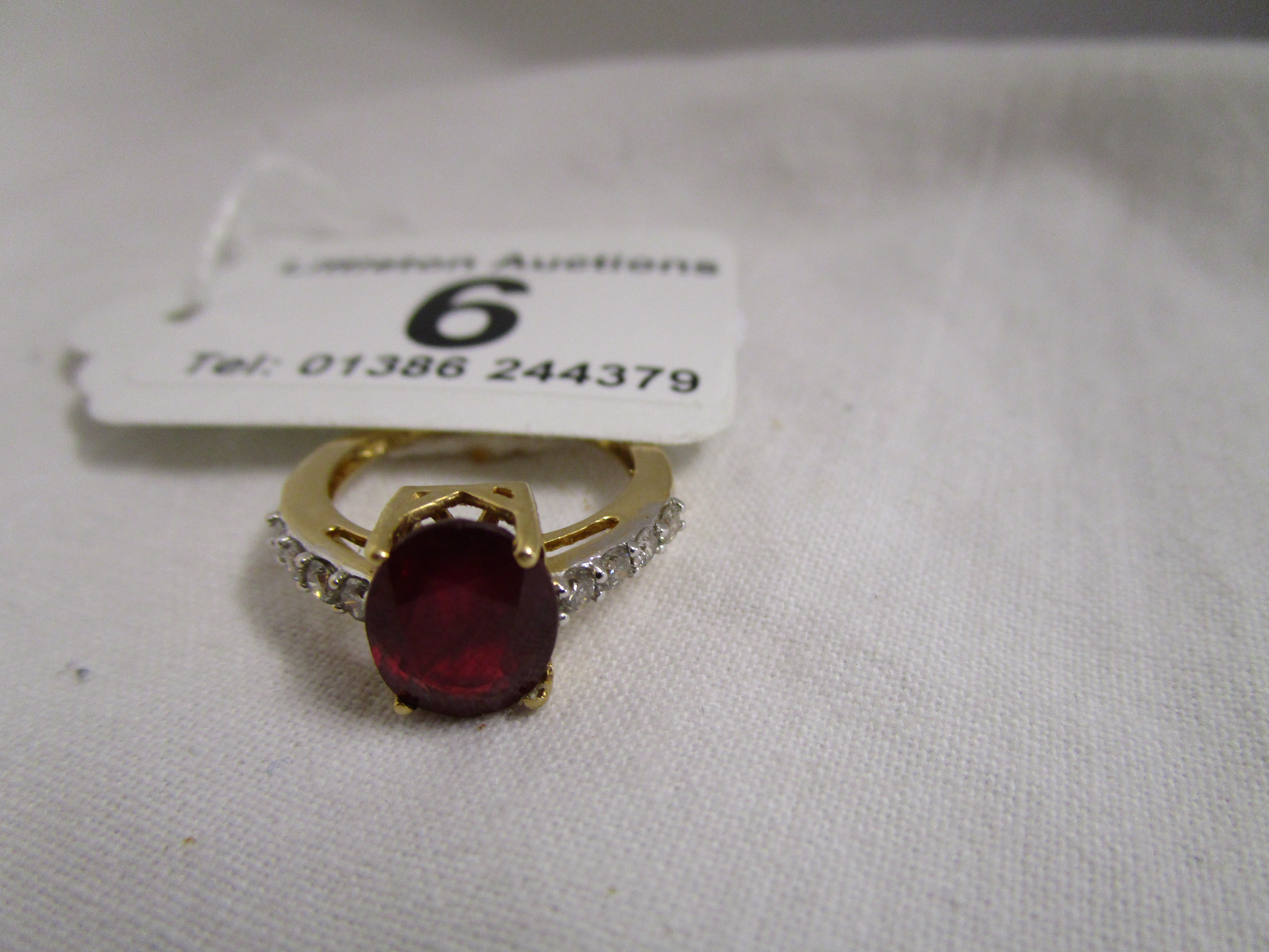 18ct diamond & synthetic ruby ring - Image 2 of 2