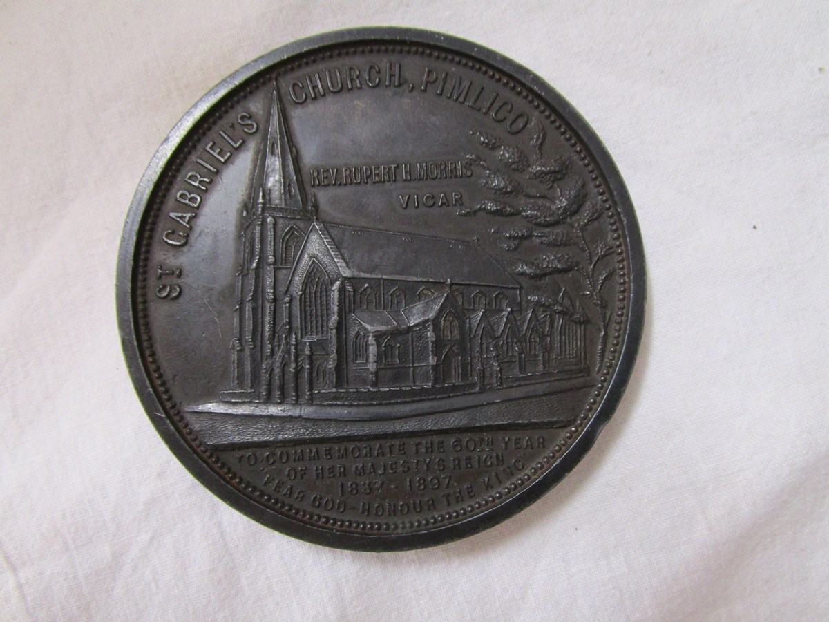 Queen Victoria 1897 bronze medallion - St. Gabriels church, Pimlico - Image 2 of 2