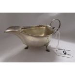 Hallmarked Mappin & Webb silver sauce boat - Approx 88g