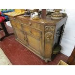 Early 20C oak sideboard - Early G-Plan