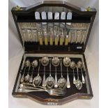 Small cased canteen of cutlery