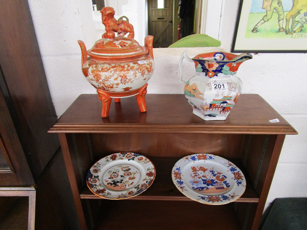 4 pieces of Oriental china