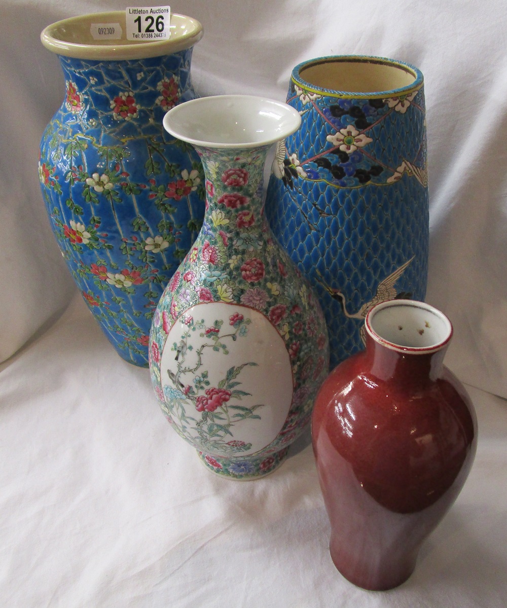 4 Chinese vases