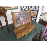 Georgian mahogany swing mirror with 3 drawers